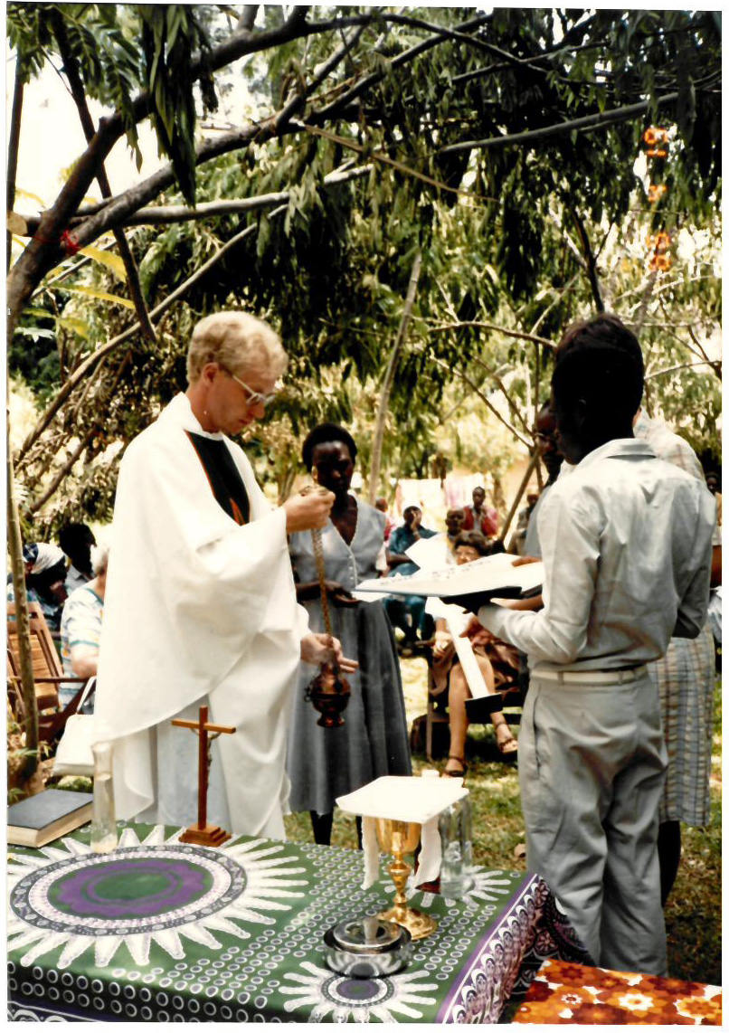 Fr Anthony Chantry, Africa, Mass, Mill Hill Missionary